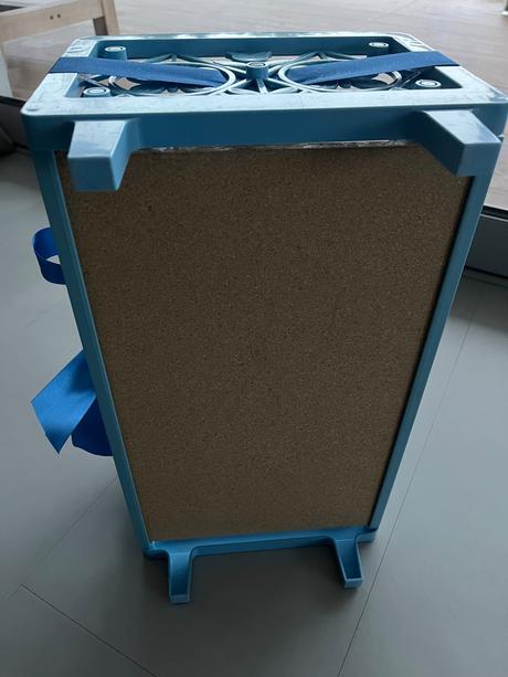 Retro dětská plastová postýlka pro panenku plyšáky, 