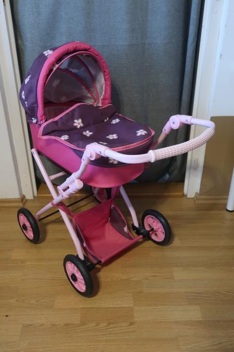 Kočárek pro panenky, 