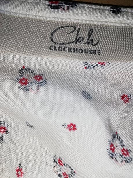 Krásná halenka vel.52, clockhouse,52