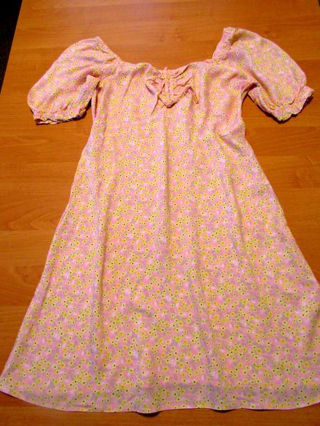 Dívčí šatičky vel 158-164, 164