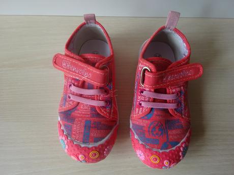 V+j dívčí obuv, eur 25, 25