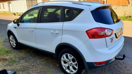 Ford kuga 2.0tdci,po servisu, tažné, ford