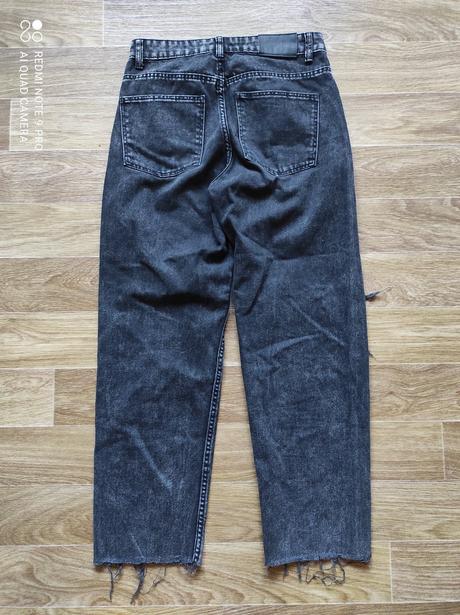 Trhané džíny, bershka,36