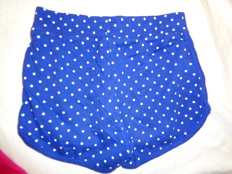 Komplet trička se srdíčkem a puntíkatých šortek, dopodopo,110