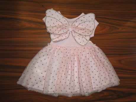 Krásné růžové šaty s motýlem a křidýlky, primark,80