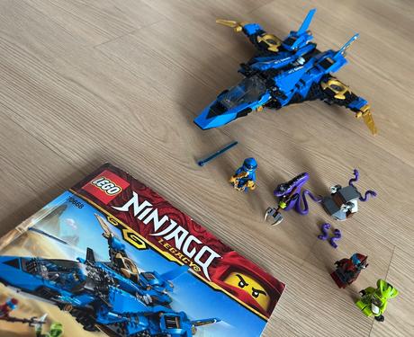 Lego ninjago jayův bouřkový štit 70668, 
