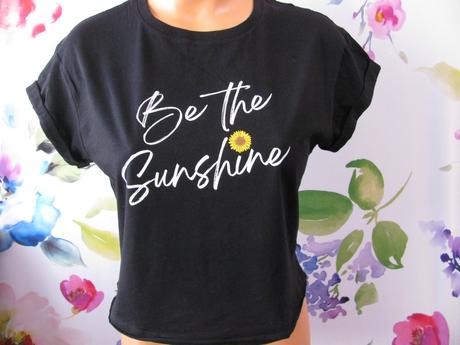 Černé pružné tričko s bílým nápisem, new look,158