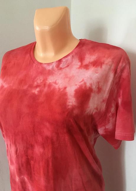 Vel. 38 červené batikované triko, 38