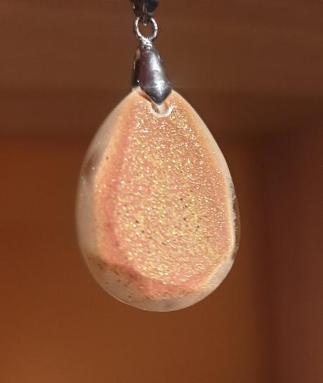 Přívěsek kapka střední, 