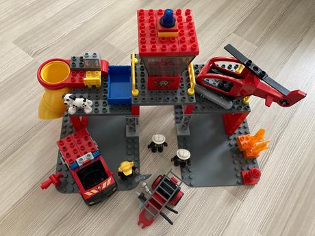 Lego duplo hasičská stanice 5601,
