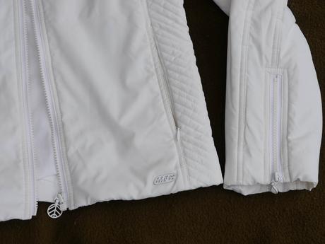 Bila slabsi prosivana bunda, mango,s