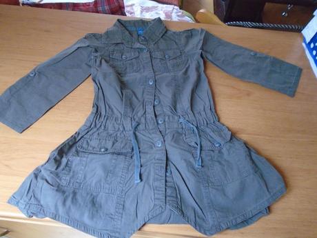 Plátěné šaty, tu,104