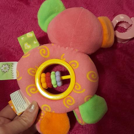 Slon, sloník na postýlku první hračka,