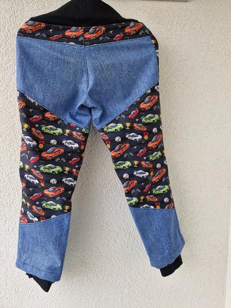 Softshelky pro huběňoury s závodními auty, 116