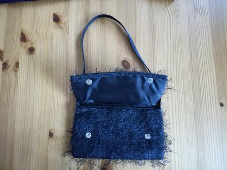 Společenské šaty + kabelka, 36