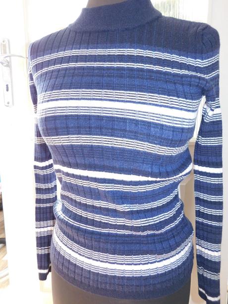 Svetr-pulovr, atmosphere,40