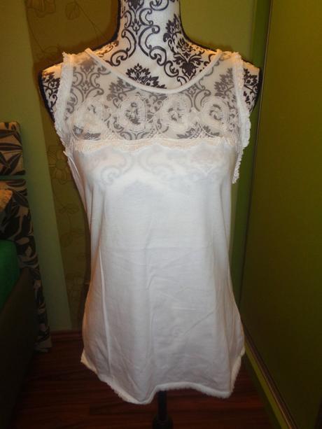 Nádherný bílý top 44/46, esmara,44 / 46