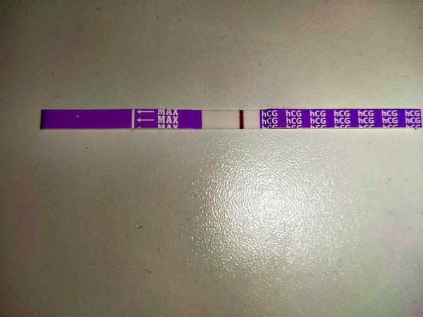 Může být časný těhotenský test falešně pozitivní?