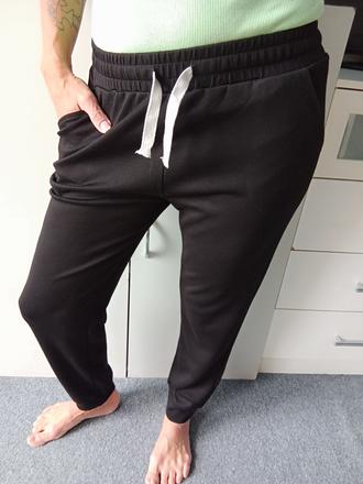 Tepláky černé vel."xl/xxl", xl