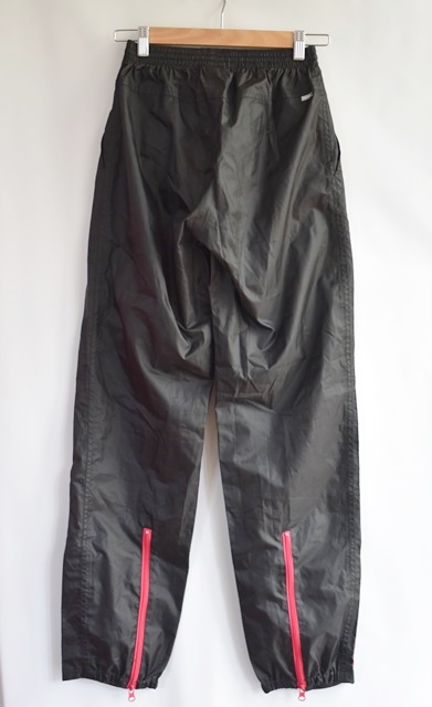 Šusťákové kalhoty vel.s, s