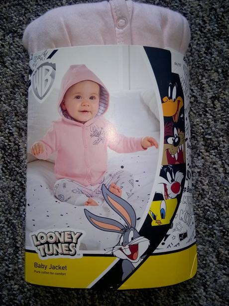 Růžová mikina, 86