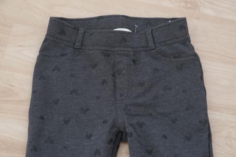 Treginy se srdicky - pevnejsi teplejsi material, h&m,134