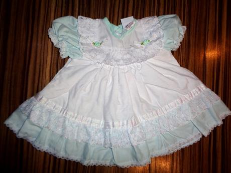 Pěkné slavnostní šaty, 62