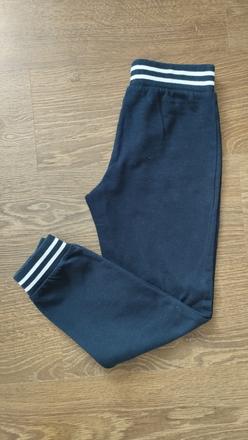 Tepláky 134/140, 140