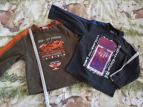 Mikina a tričko s dlouhým rukávem., 98