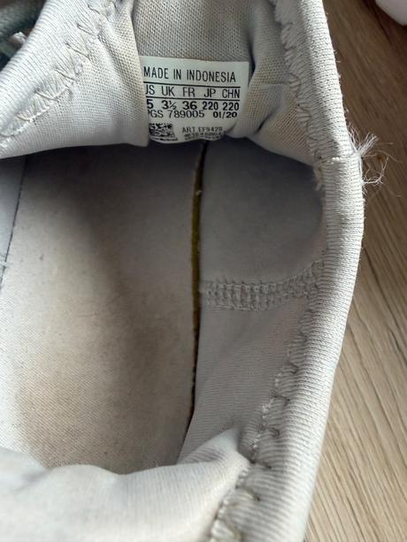 Bezecke boty adidas 36 sede s tyrkysovo-ruzovymi, adidas,36