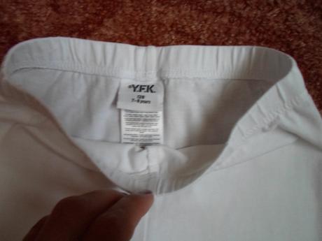 Bílé legíny legínky, 128