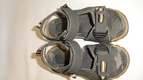 Chlapecké sandále barratts vel 27, 27