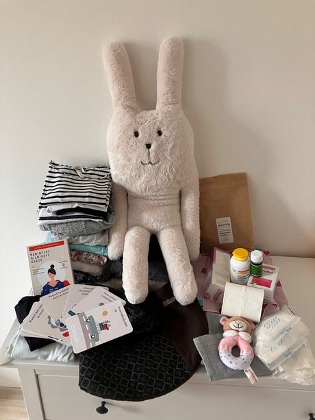 Těhotenské oblečení +besafe pás + frída mom + deka, h&m,s