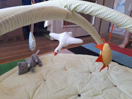 Hrazdička ikea leka na miminko, 