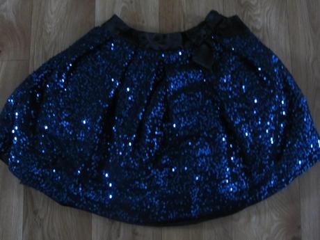 Prodám sukni vel. 8-9 let. délka 33 cm, pas 2x 32, george,134