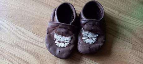 Kožené capáčky s kočkou/kocourem, 