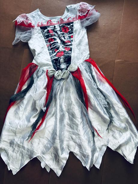 An7/ kostym halloween nevěsta - v.5/6 let, 
