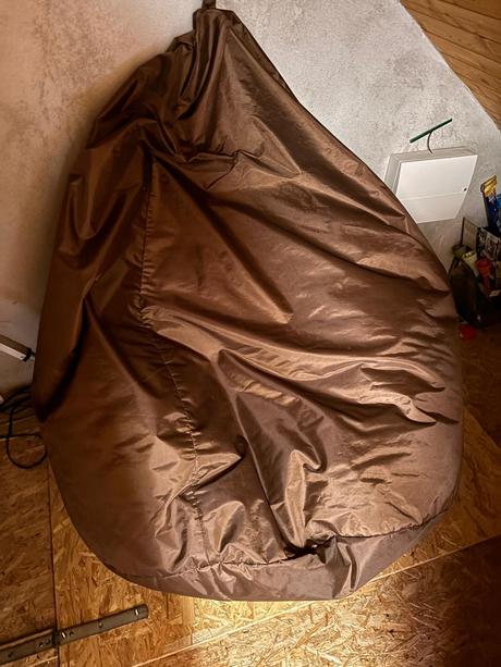 Sedací vak hnědý typ hruška,
