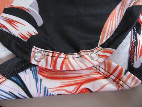 Cvičební elastický dres, 104