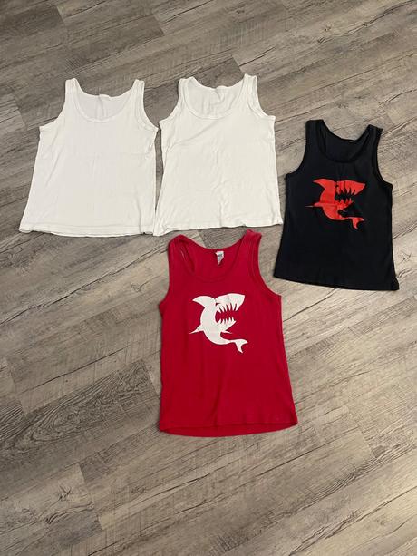 Nátělníky/ tílka, 146