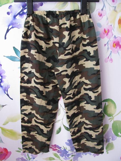 Karneval-kostýmové maskáčové kalhoty, voják apod.,