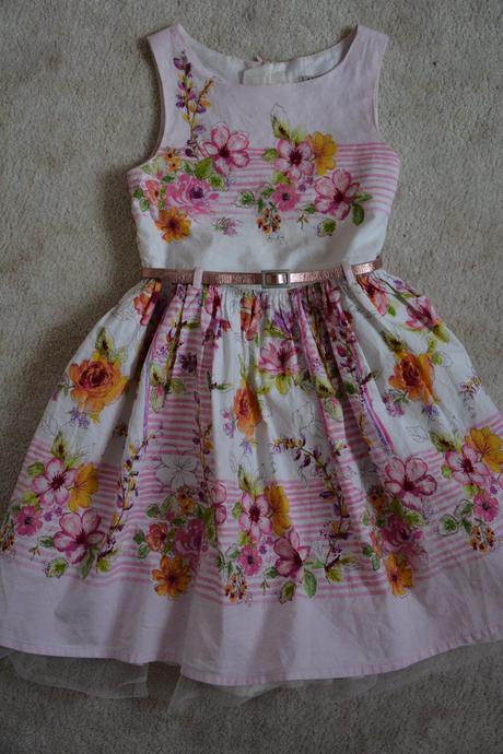 Květované šatičky, next,110