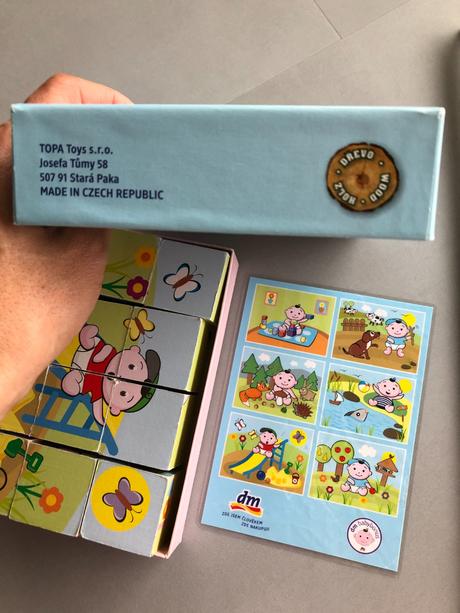 Topa toys 12 dřevěných kostek veselé miminko, 