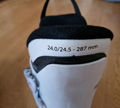 Přeskáče dívčí, atomic,37