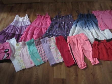 Balík oblečení na holčičku vel. 5-6 let, 104–116