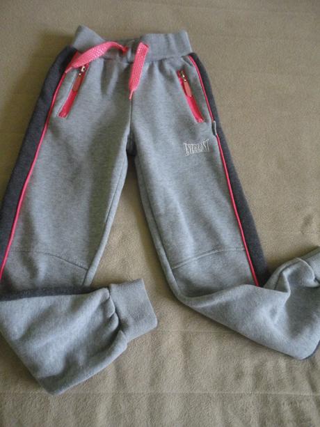 Značkové tepláky everlast, vel. 7/8 let, 122