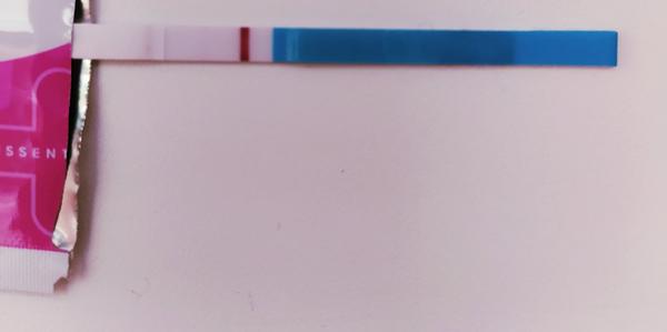 Mám 4 dny do menstruace. Holky, vidíte něco?