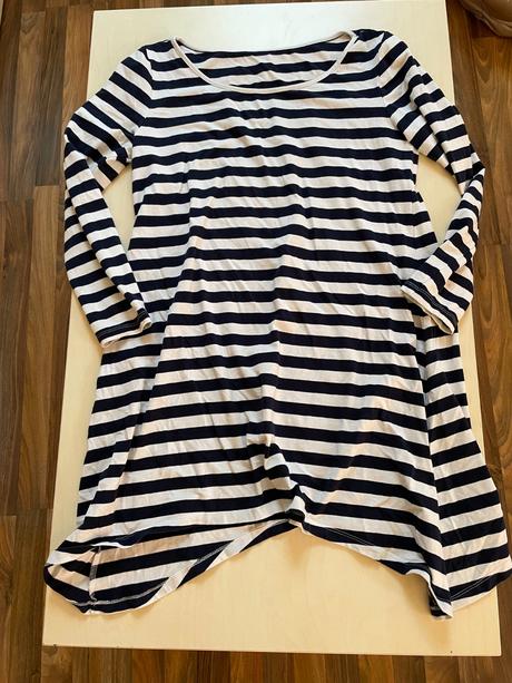 Pruhovaný top/minišaty cípy do stran, vel není cca, m