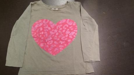 Tričko se srdíčkem, 104