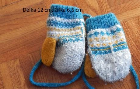 Dětské zimní čepice a rukavice, 